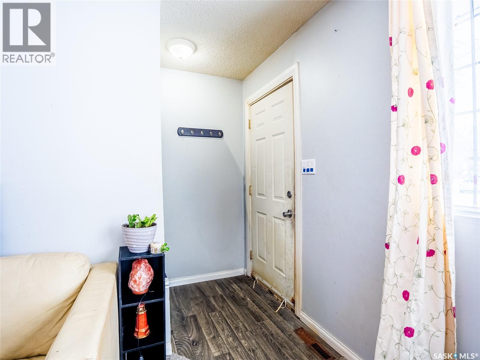 Additional image 2 of 625 Williams Street, Regina, SK, S4T6B3