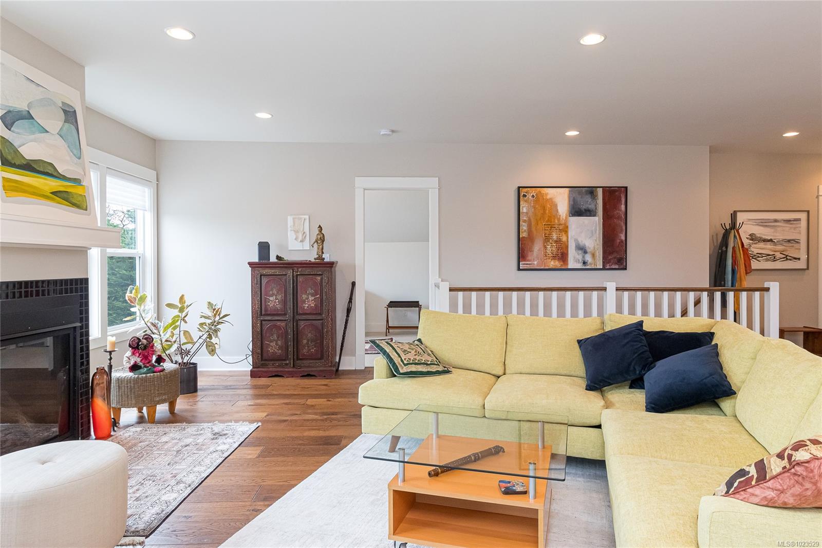 Additional image 4 of D-1216 Styles Street, Victoria, BC, V9A 3Z5