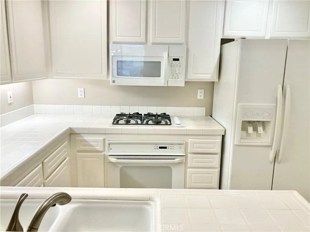 Additional image 13 of 904 Reggio Aisle, Irvine, CA 92606