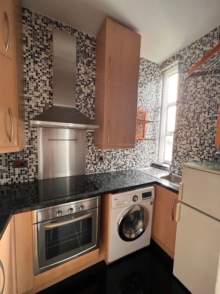 Additional image 6 of Studio Flat, London Road, SE1, N1 7GU