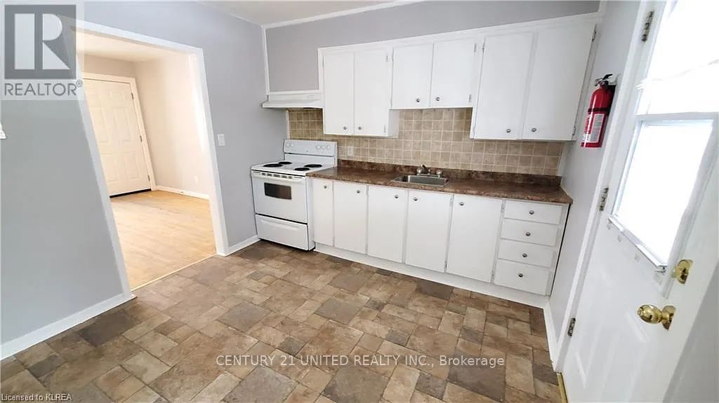 Additional image 4 of B-1269 Clonsilla Avenue, Peterborough, ON, K9J 5Z1