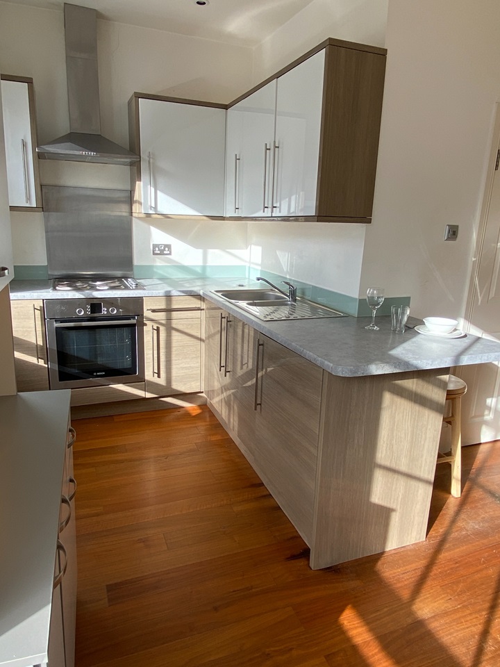 Studio Flat, Winchester Street, SW1V, N1 7GU