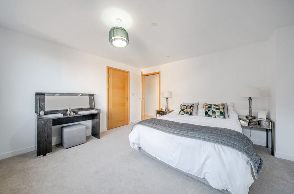 Additional image 10 of 2 bed flat for saleApartment 50, Block C, Yacht Club Place, Trent Lane, Nottingham, Nottinghamshire NG2