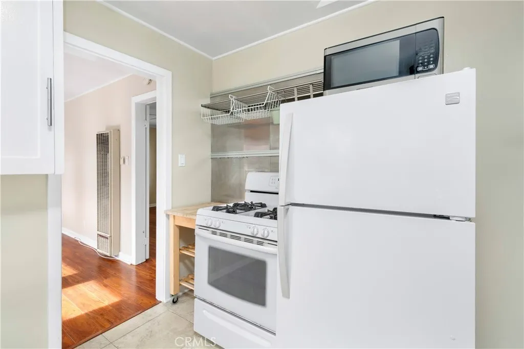 Additional image 31 of 225 30th Place, Hermosa Beach, CA 90254