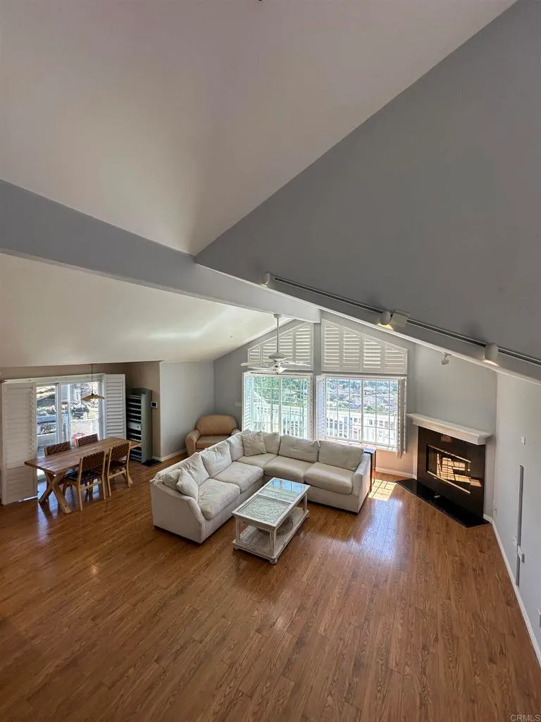 Additional image 19 of 945 Deodar Road, Escondido, CA 92026