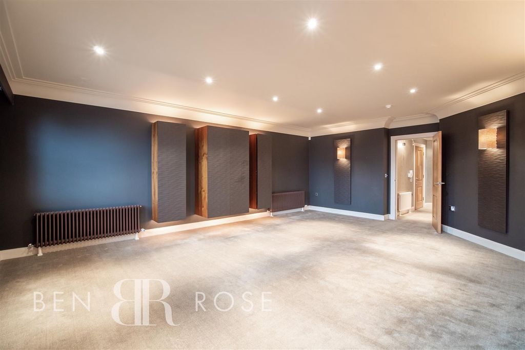 Additional image 18 of 3 bed flat for saleWindsor Road, Chorley PR7