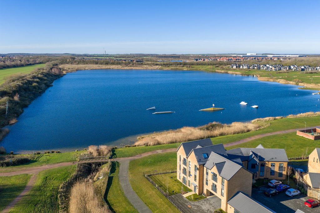 Additional image 17 of 2 bed flat for saleCastleshaw Drive, Hampton Water PE7