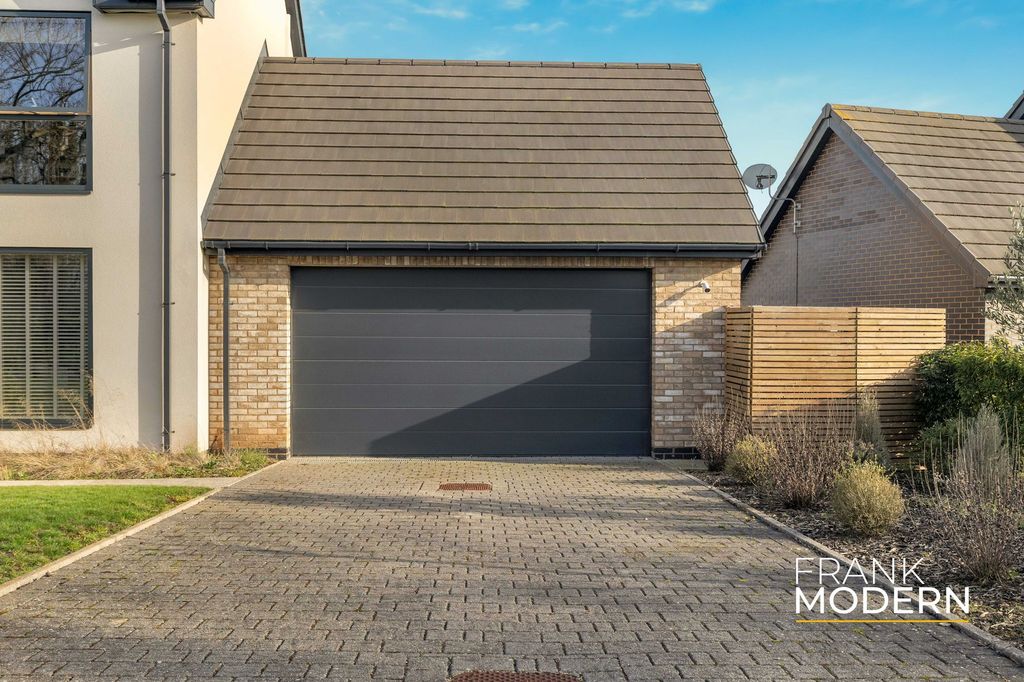 Additional image 50 of 5 bed detached house for saleBoundary Lane, Hampton Water PE7