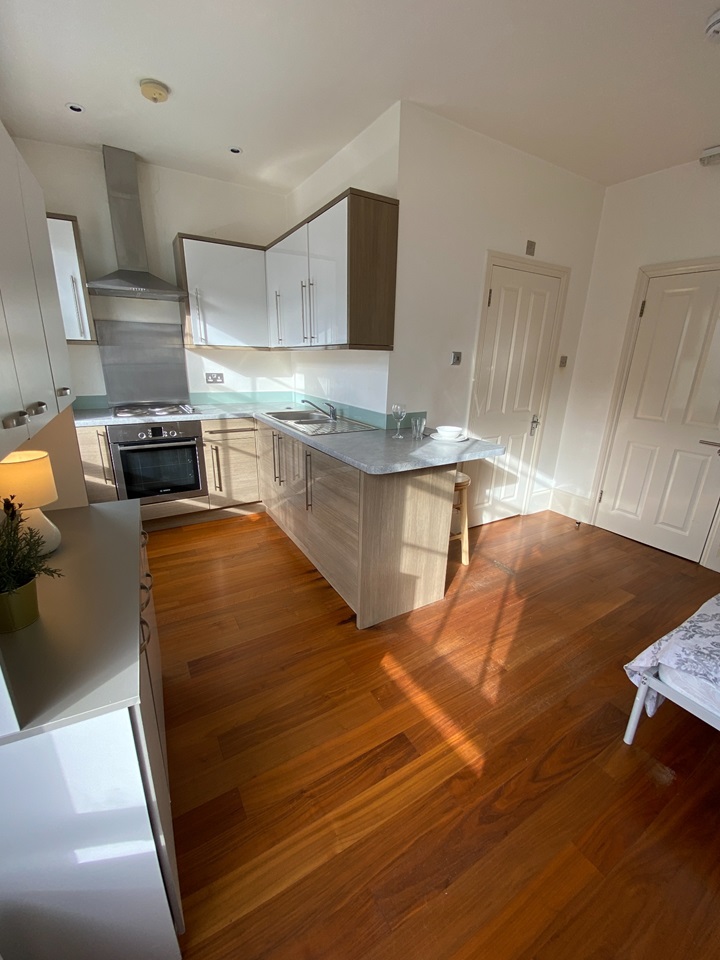 Additional image 2 of Studio Flat, Winchester Street, SW1V, N1 7GU