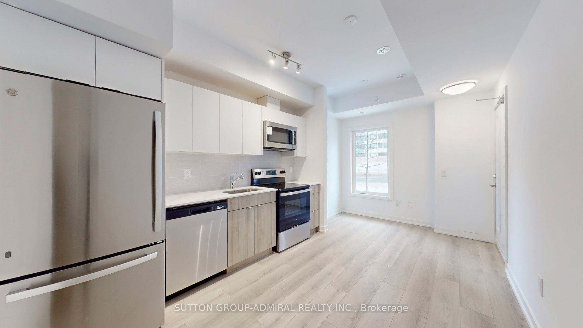 12-3069 Pharmacy Avenue, Toronto, ON, M1W 2H1