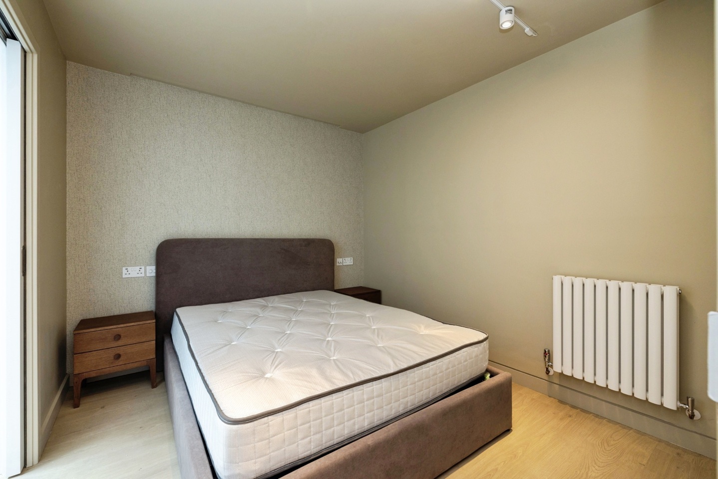 Additional image 6 of 2 Bed Flat, Old Gloucester St, WC1N, N1 7GU
