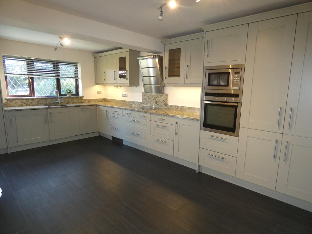 Additional image 7 of Old Orchard, Park Street, St Albans