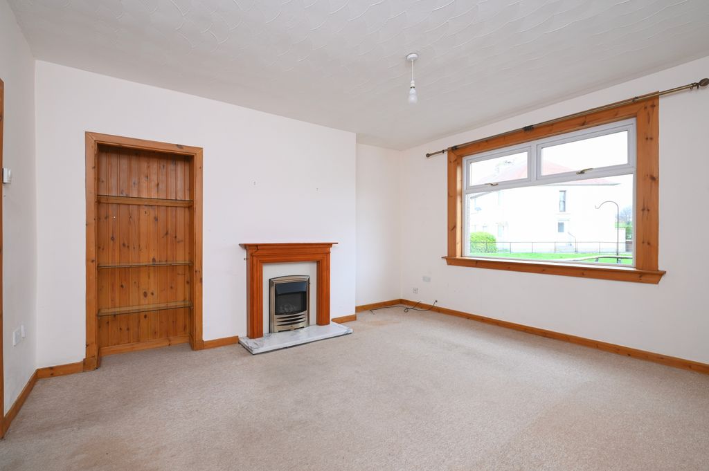 Additional image 2 of 4 bed flat for saleDobbie's Road, Bonnyrigg EH19