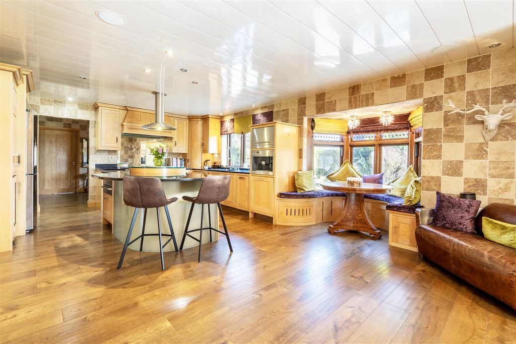 Additional image 3 of 5 bed detached house for saleGreat North Road, Stannington, Morpeth NE61