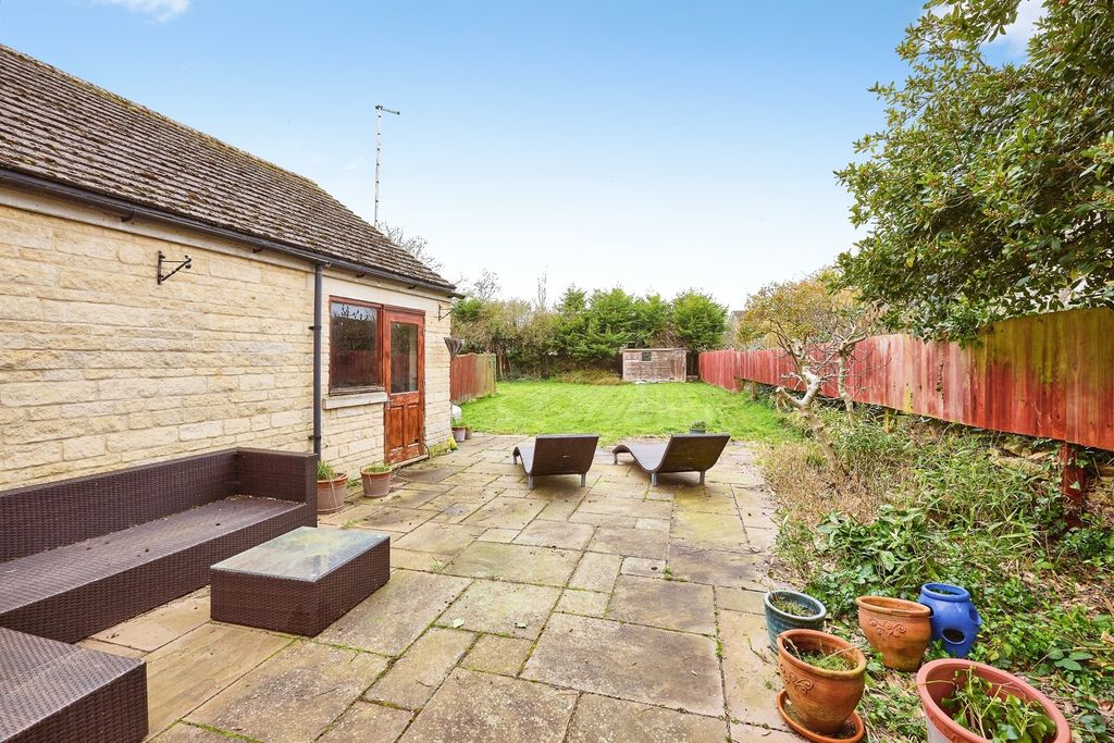 Additional image 9 of 5 bed detached house for saleWelmore Road, Glinton, Peterborough PE6