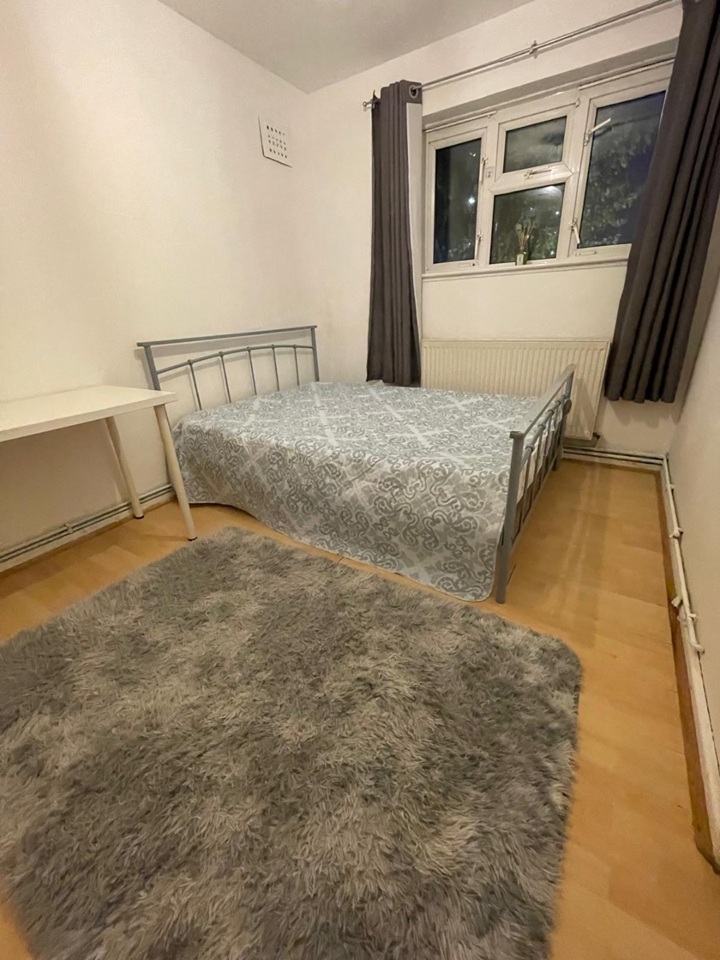 Additional image 6 of 3 Bed Flat, Penrose House, SE17, N1 7GU