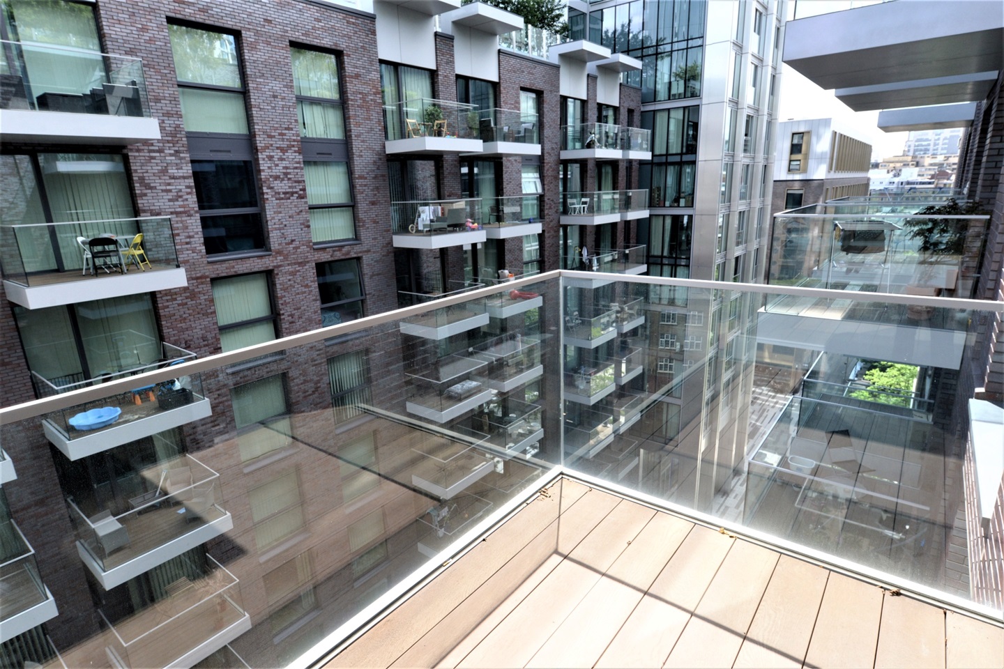 Additional image 11 of 1 Bed Flat, Catalina House, E1, N1 7GU