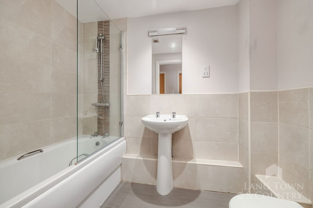 Additional image 6 of 1 bed flat for saleVictoria Place, Stoke, Plymouth PL2
