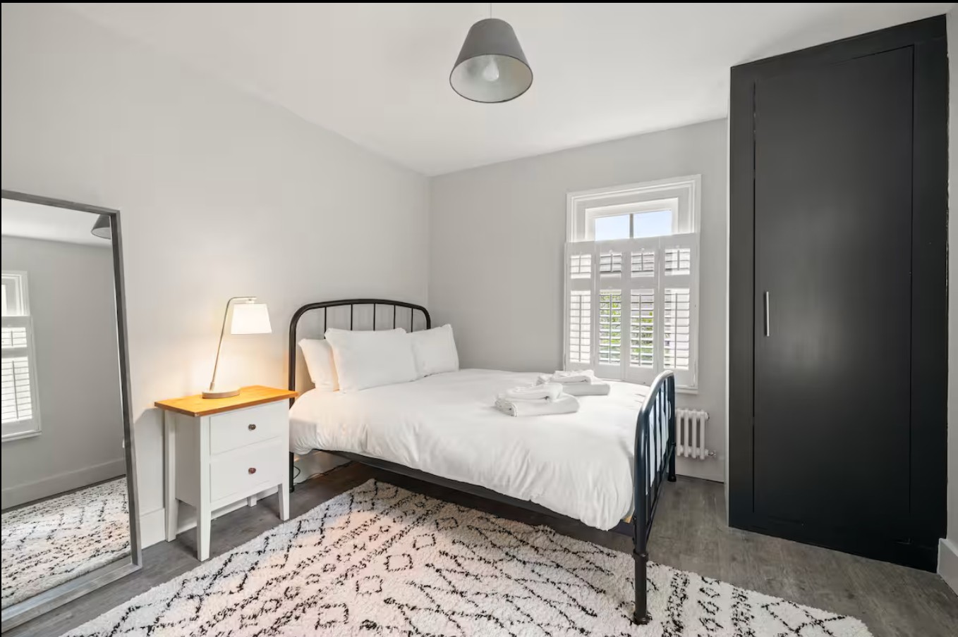 Additional image 11 of 2 Bed Flat, Vauxhall Grove, SW8, N1 7GU