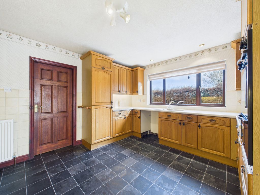 Additional image 12 of 3 bed flat for saleLancaster Road, Out Rawcliffe, Preston PR3