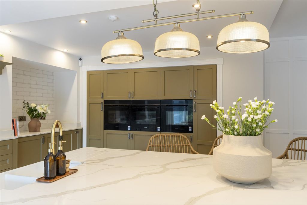 Additional image 14 of 7 bed property for saleLovelace Avenue, Solihull B91