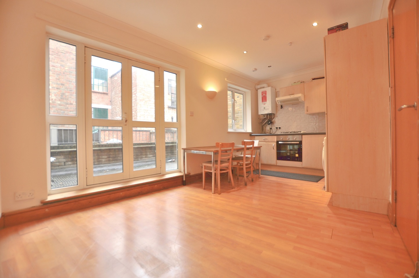 2 Bed Flat, Old Street, EC1V, N1 7GU