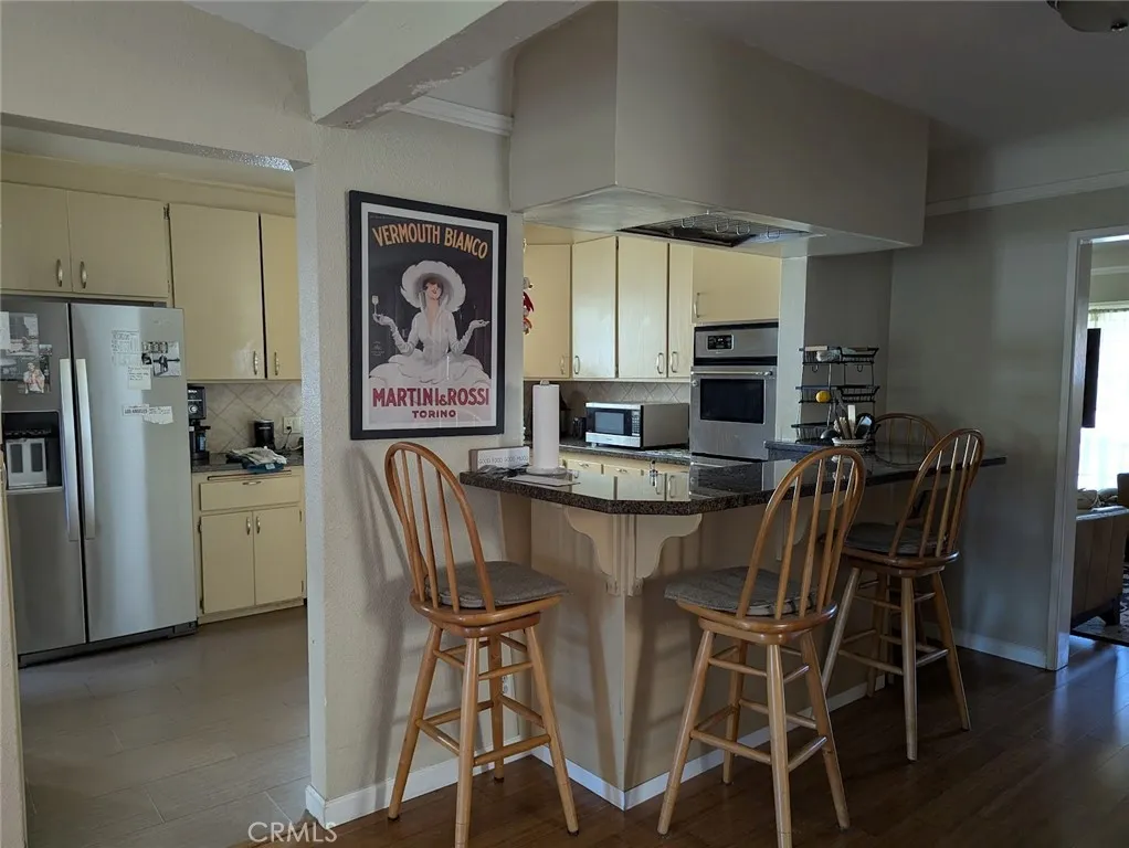 Additional image 19 of 707 N California Street, Burbank, CA 91505