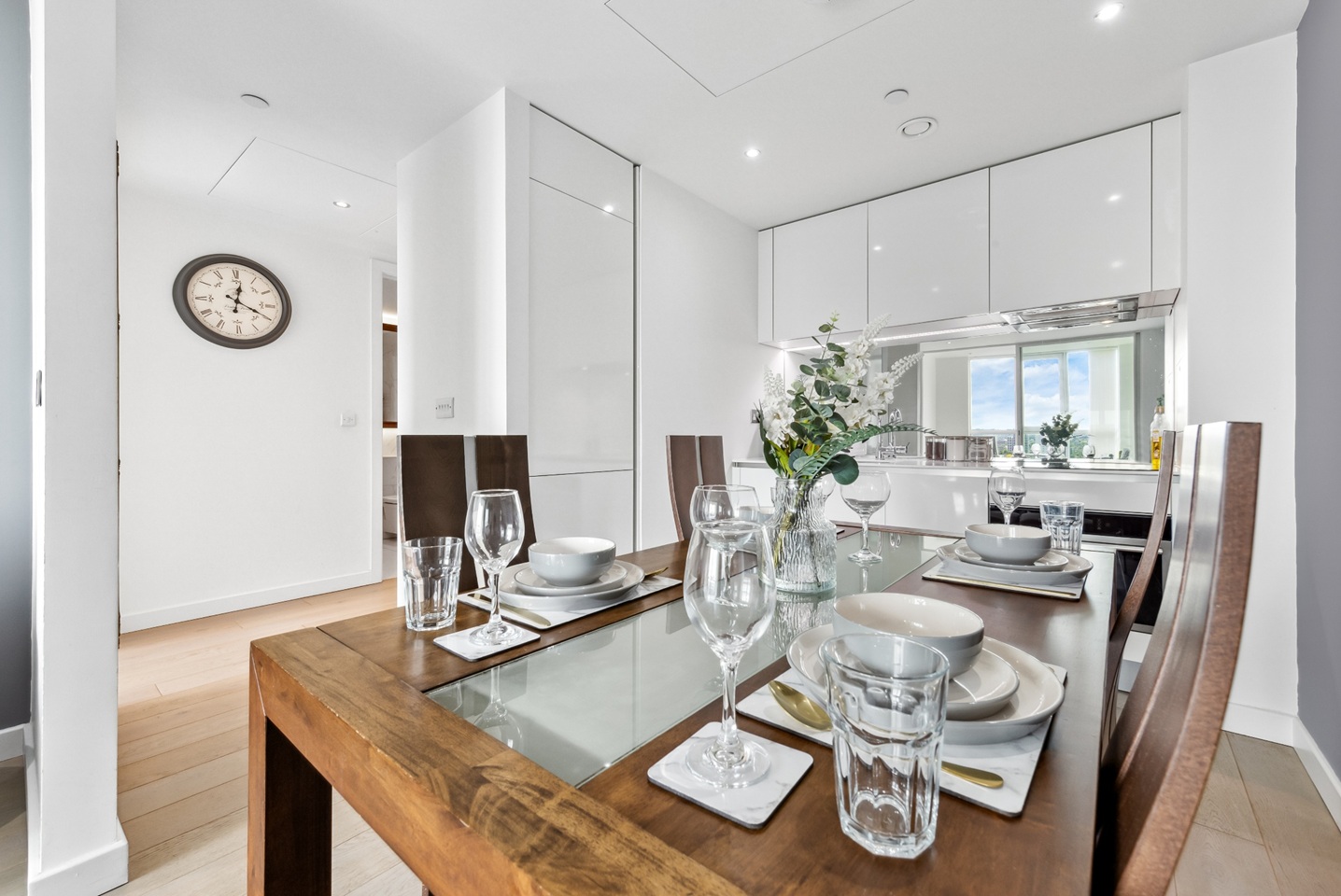 Additional image 3 of 1 Bed Flat, Wandsworth Road, SW8, N1 7GU