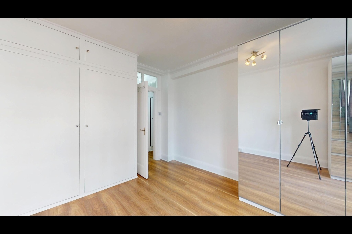 Additional image 5 of 1 Bed Flat, Ivor Court, NW1, N1 7GU