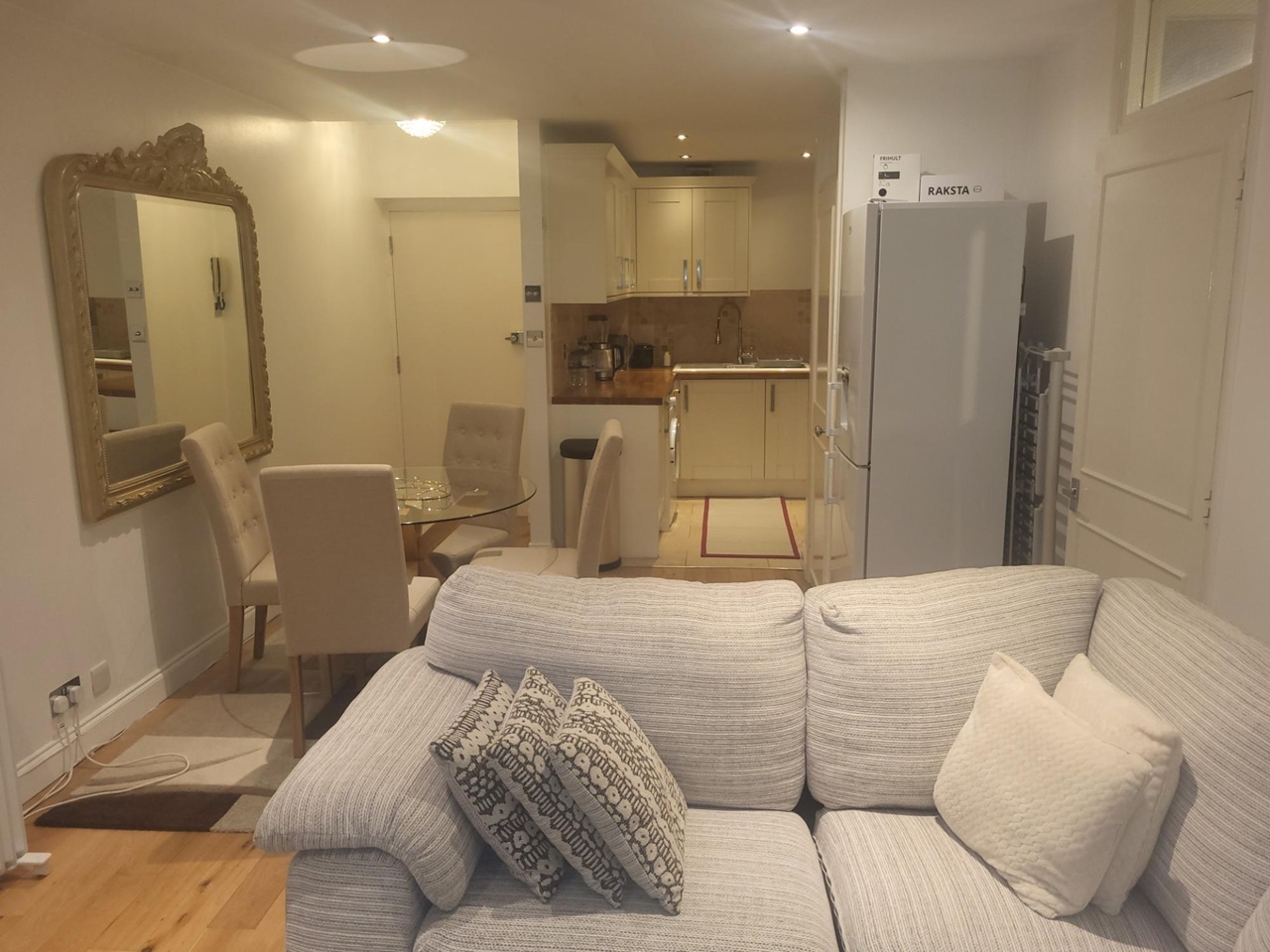 Additional image 6 of Room in a Shared House, Robin Court, SE16, N1 7GU