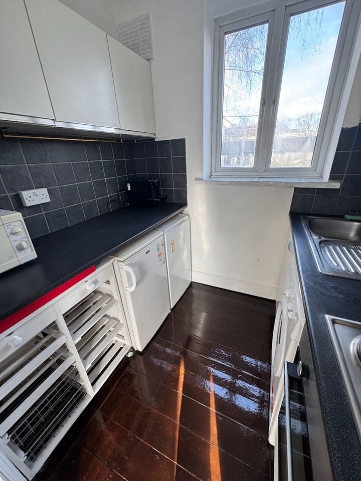 Additional image 15 of 1 Bed Flat, Sussex, NW1, N1 7GU