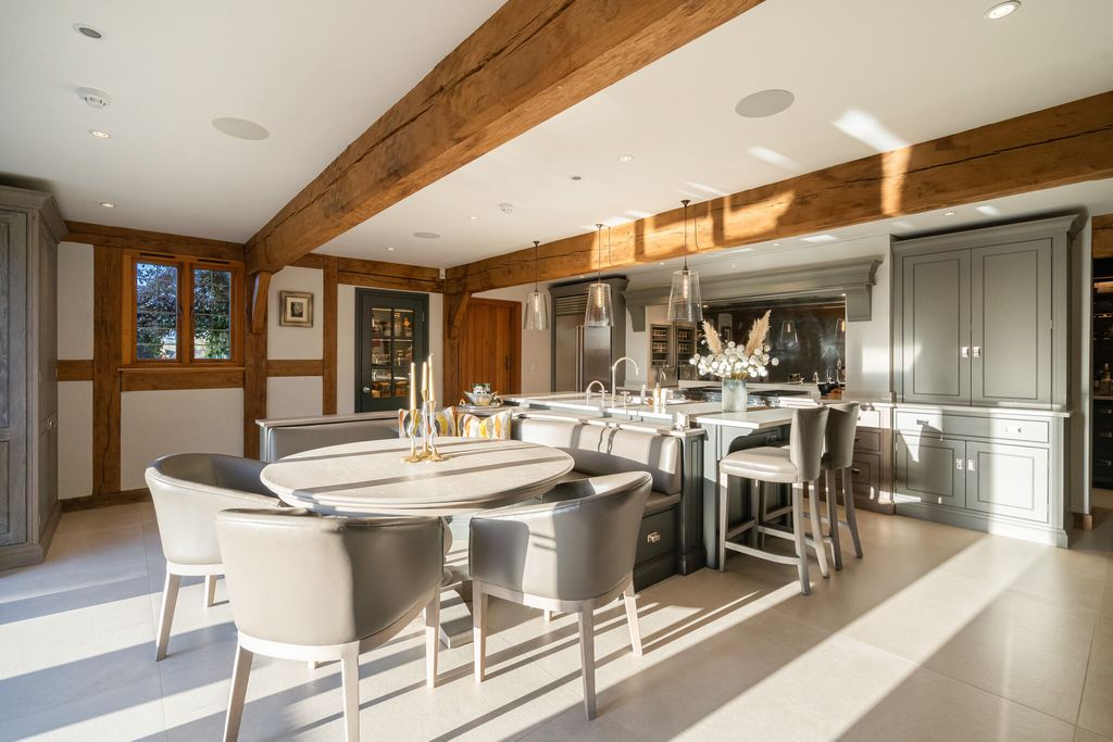 Additional image 3 of 6 bed detached house for saleHenley Road, Ullenhall B95