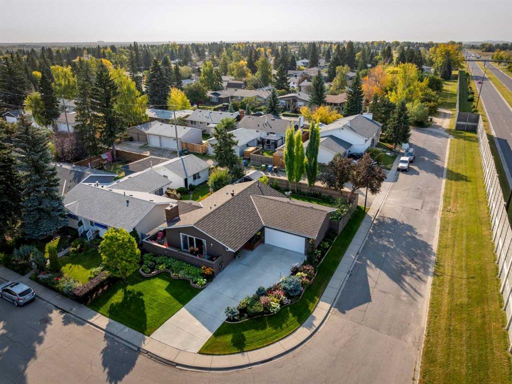 Additional image 2 of 1423 107 Avenue SW, Calgary, AB, T2W 0C1