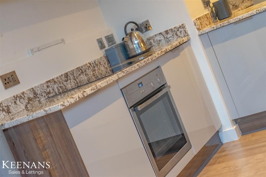 Additional image 15 of 2 bed flat for saleHolcombe Road, Rossendale BB4