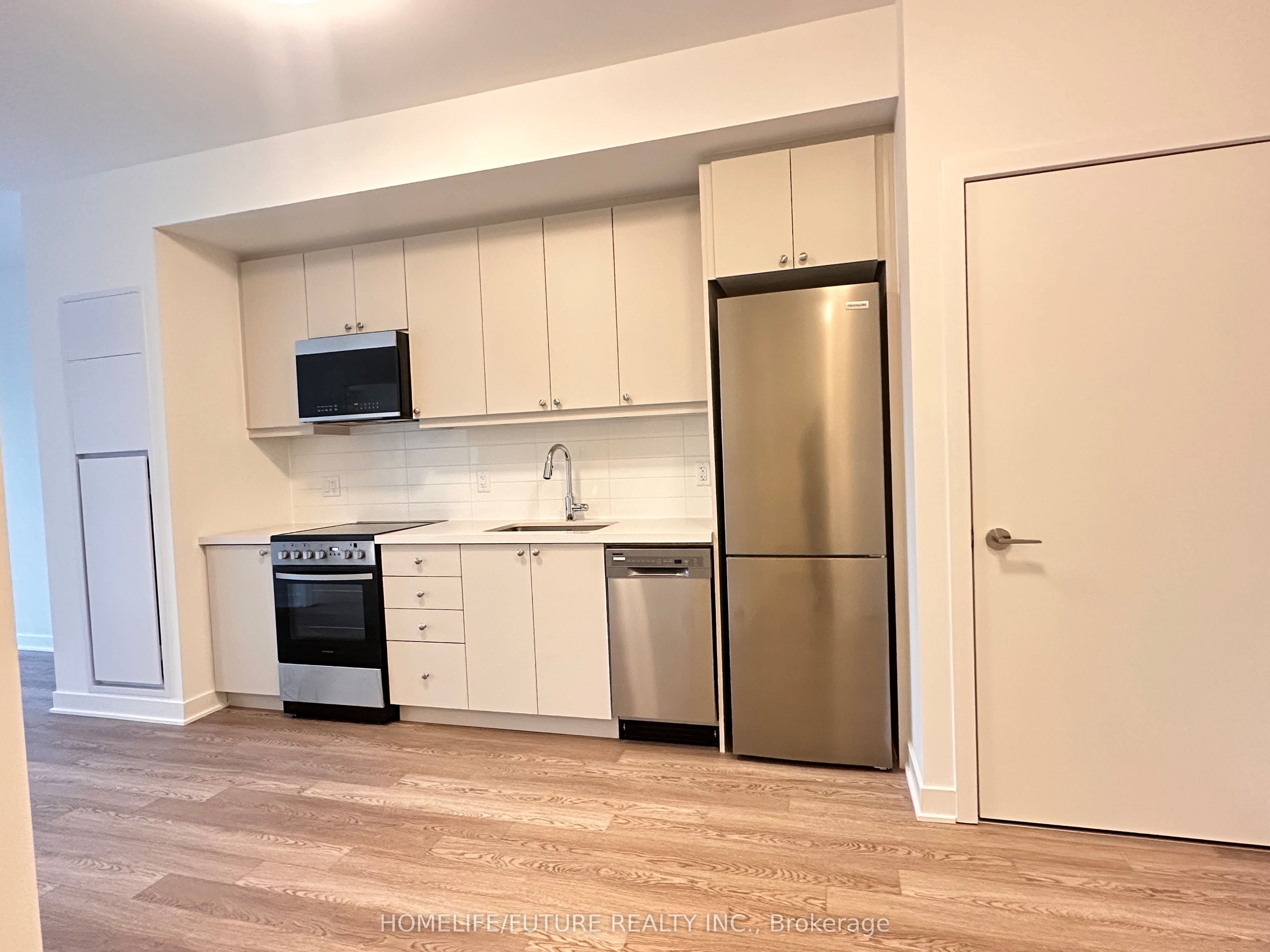 Additional image 3 of 609-51 Clarington Boulevard, Clarington, ON, L1C 0A1