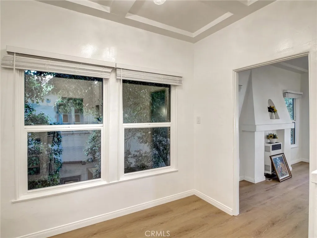 Additional image 41 of 9949 Young Drive Unit 204, Beverly Hills, CA 90212