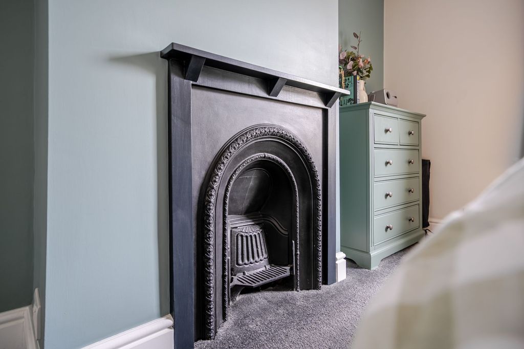 Additional image 7 of 2 bed end terrace house for saleCoworth Road, Sunningdale SL5