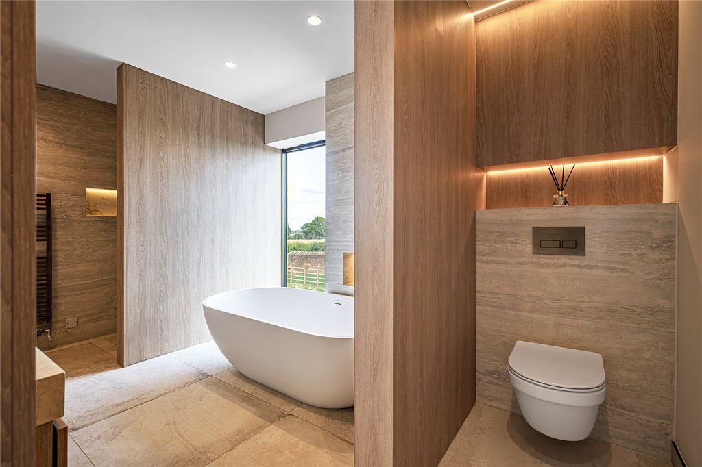 Additional image 16 of 6 bed barn conversion for saleThe Hay Barn, Haggs Road, Follifoot, Harrogate HG3