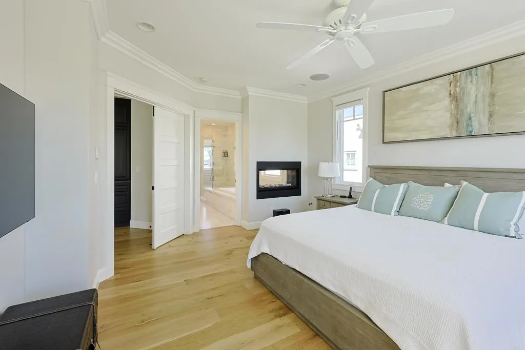 Additional image 82 of 940 J Avenue, Coronado, CA 92118