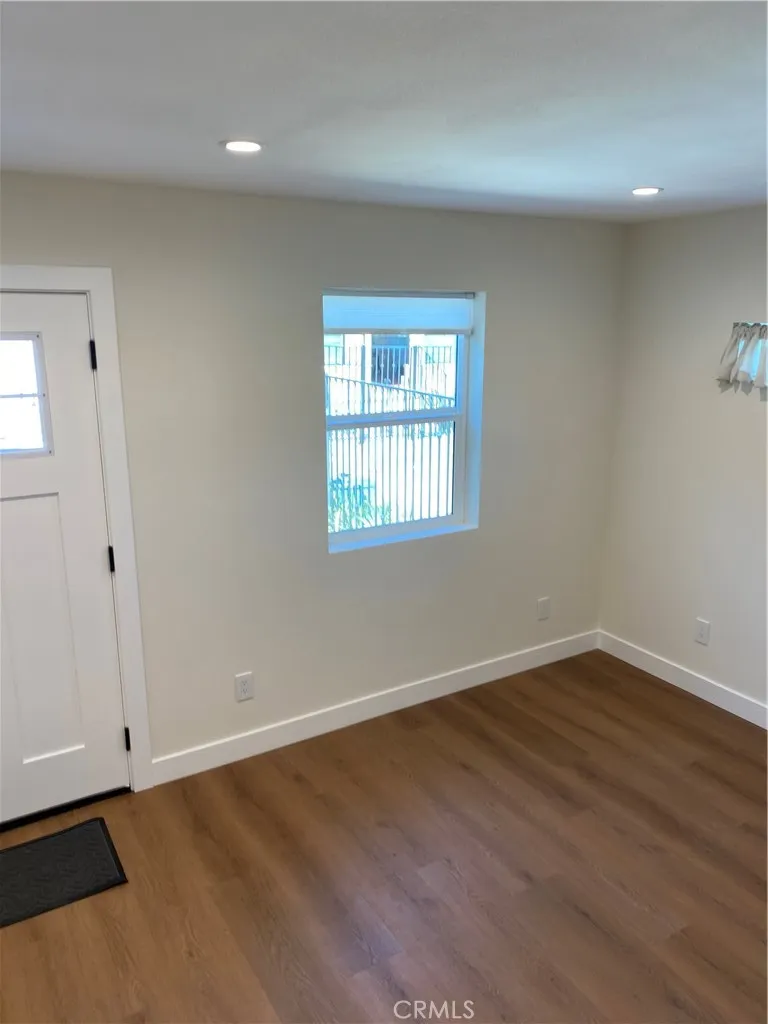 Additional image 19 of 2442 Queensberry Road, Pasadena, CA 91104