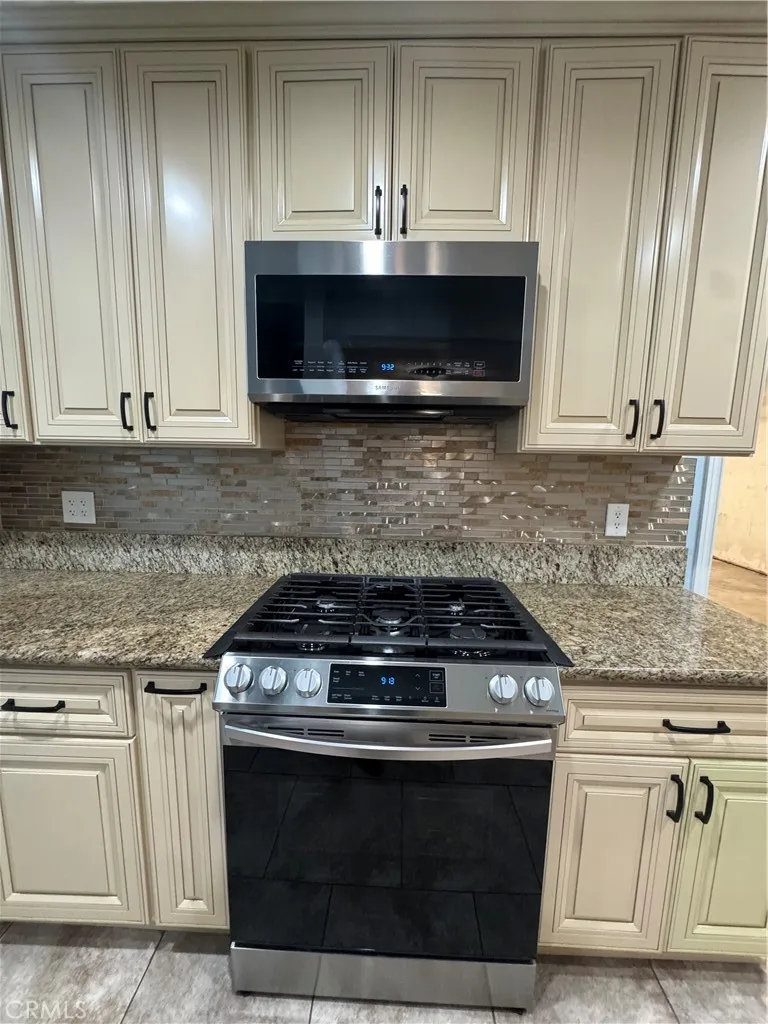 Additional image 32 of 901 N Acacia Ave Unit 2, Rialto, CA 92376