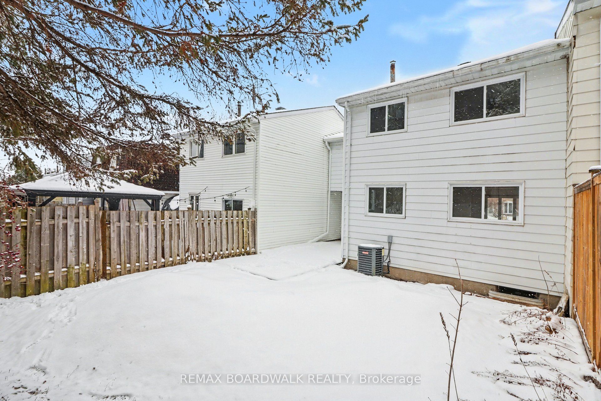 Additional image 3 of 2508 Autumn Hill Crescent, Ottawa, ON, K1B 4M7