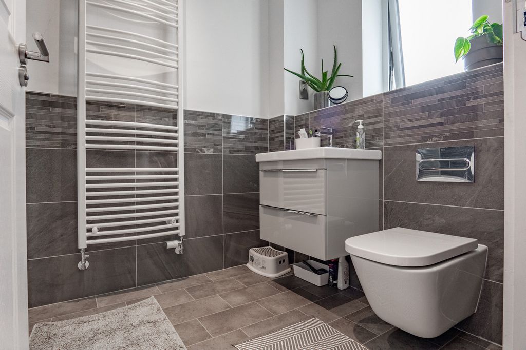 Additional image 10 of 2 bed flat for saleCurlew Road, Forres IV36