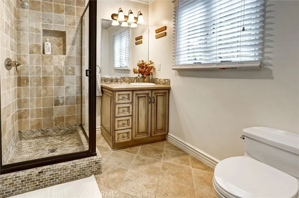 Additional image 121 of 4751 Topeka Drive, Tarzana, CA 91356