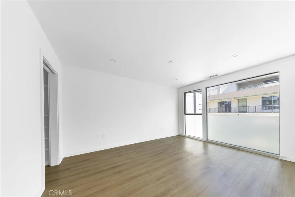 Additional image 15 of 534 E San Jose Avenue, Burbank, CA 91501