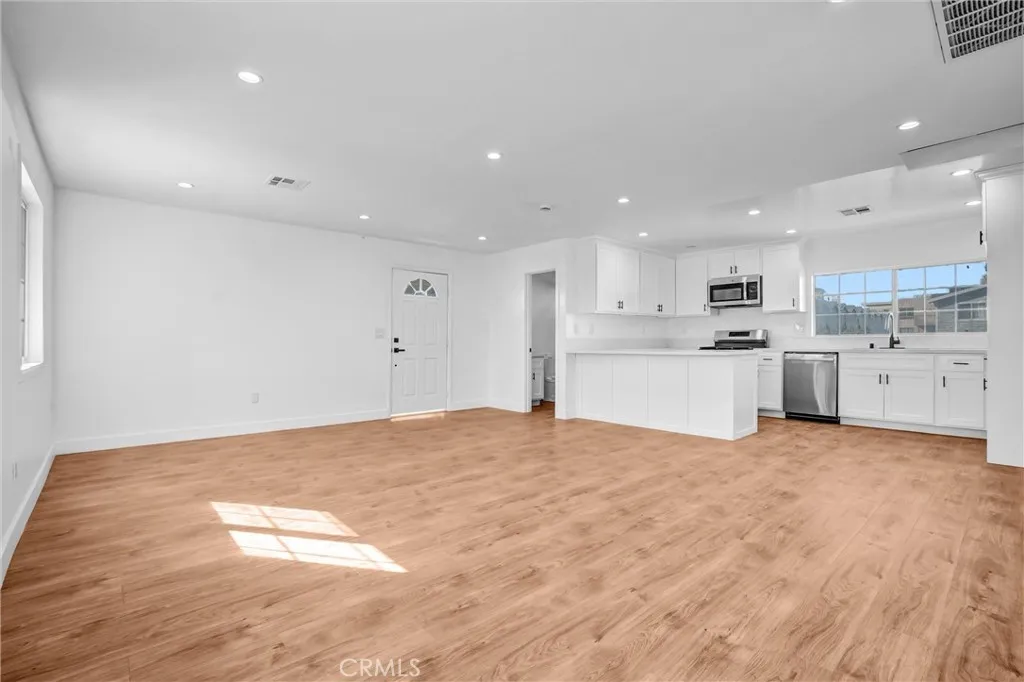 Additional image 8 of 617 W 214th Unit 1/2, Carson, CA 90745