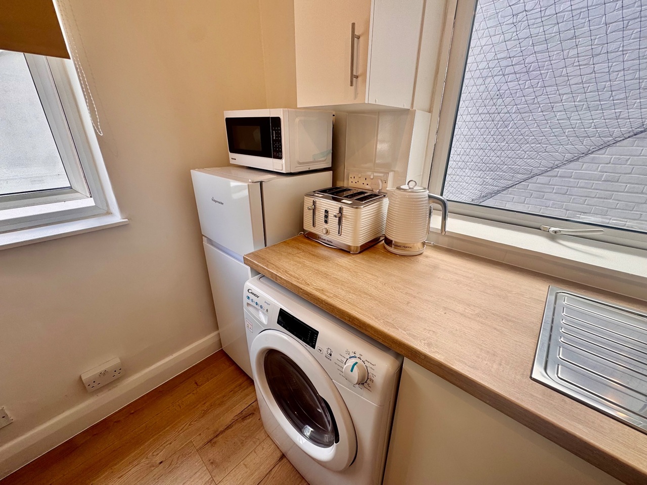 Additional image 4 of Studio Flat, Sussex Gardens, W2, N1 7GU