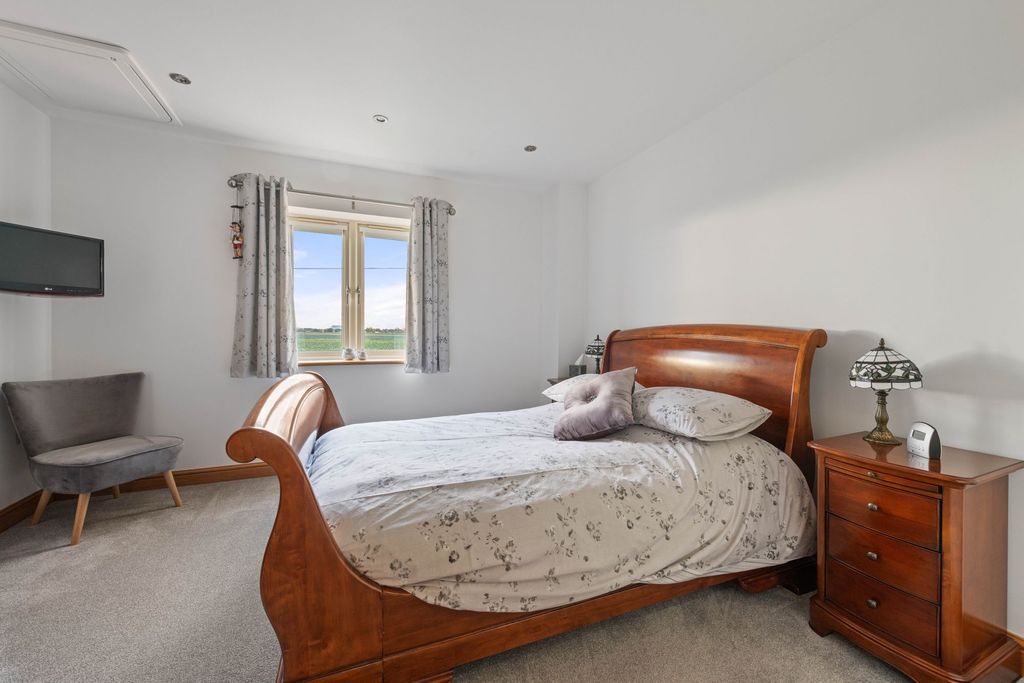 Additional image 17 of 6 bed detached house for saleWythes Lane, Fishtoft PE21