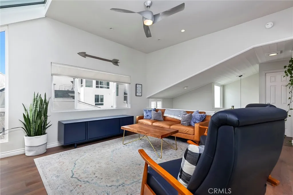 Additional image 13 of 319 Longden Ln, Solana Beach, CA 92075