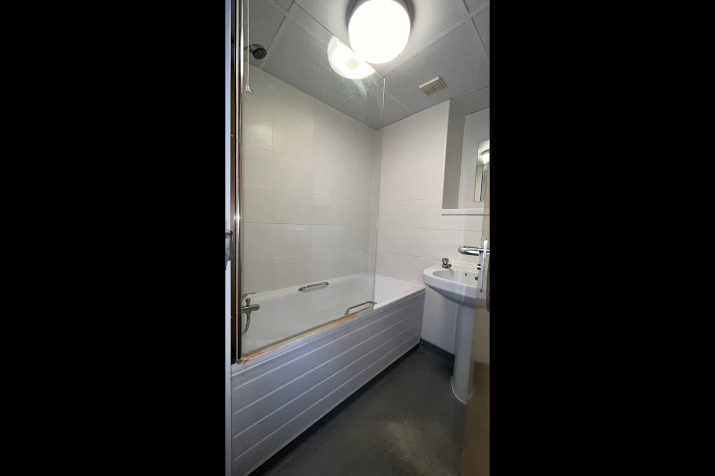 Additional image 6 of Room in a Shared House, London, SW1P, N1 7GU